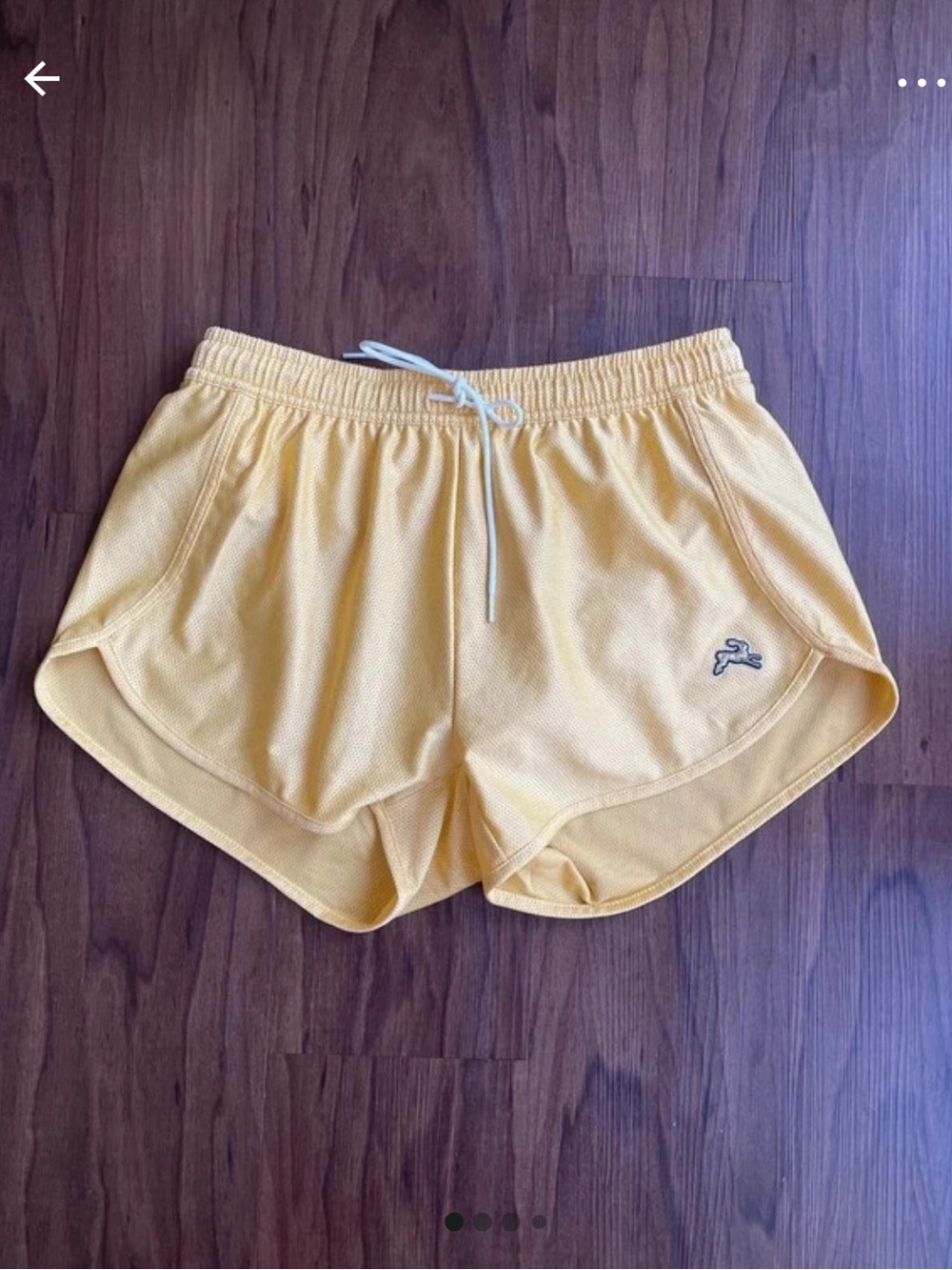 Tracksmith VanCortlandt Shorts in Cornsilk Size Small